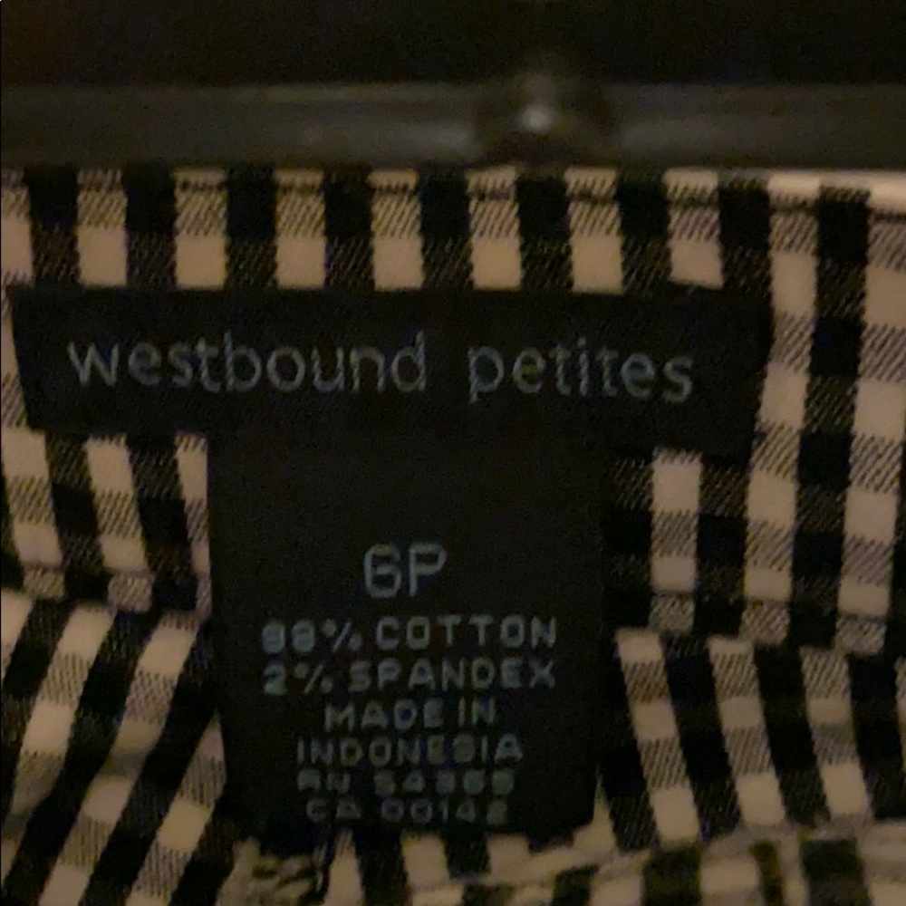 Checked capris - Picture 2 of 2